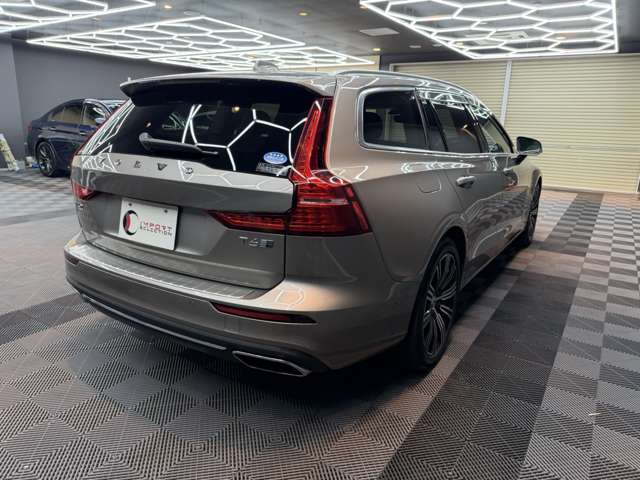 ボルボ Ｖ６０ Ｔ６ ツインエンジン ＡＷＤ インスクリプション ４ＷＤ R1年 (関東) 99
