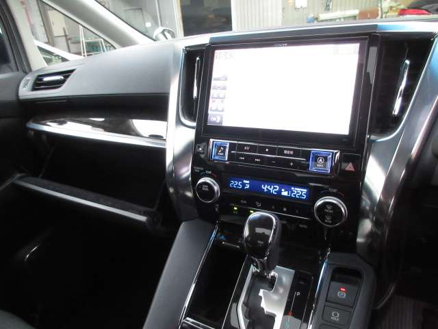 トヨタ ヴェルファイア ２．５ Ｚ Ｇエディション H27年 (関東) 99