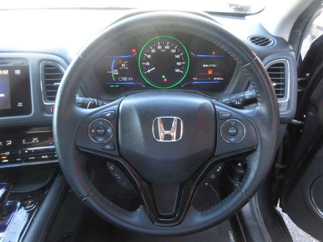 ホンダ ヴェゼル １．５ ハイブリッド Ｚ H26年 (関東) 99