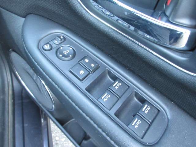 ホンダ ヴェゼル １．５ ハイブリッド Ｚ H26年 (関東) 99