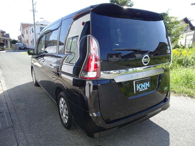 日産 セレナ ２．０ Ｘ H28年 (東海) 99