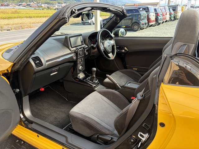 トヨタ コペン ６６０ ＧＲ スポーツ R1年 () 99