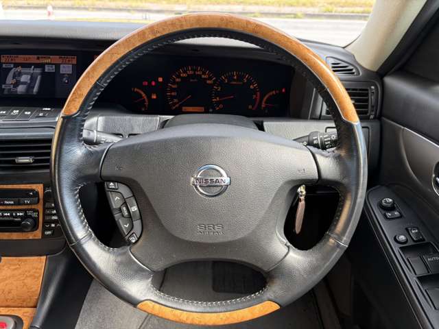 日産 セドリック ２．５ ２５０Ｌ ナビエディションＩＩ 本革パッケージ H16年 () 99