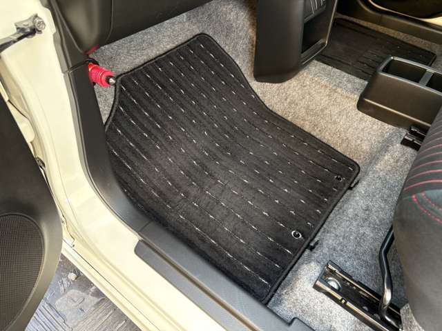 スズキ アルト ６６０ ターボＲＳ オートギヤシフト H27年 () 99