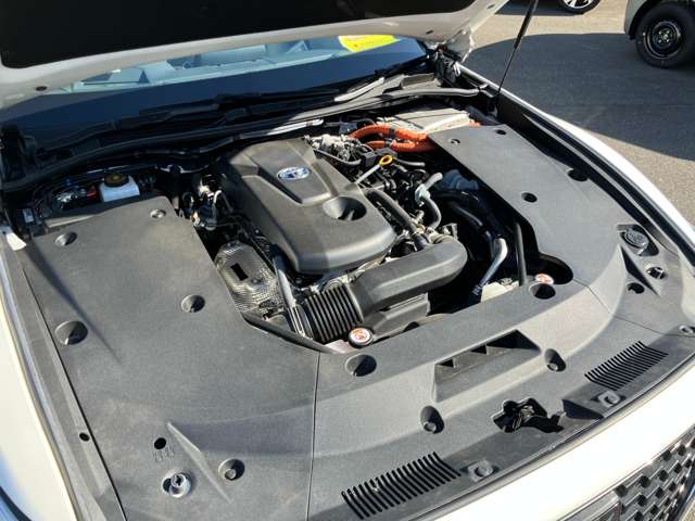 トヨタ クラウン ハイブリッド２．５ＳエレガンススタイルＩＩ R2年 (関東) 99