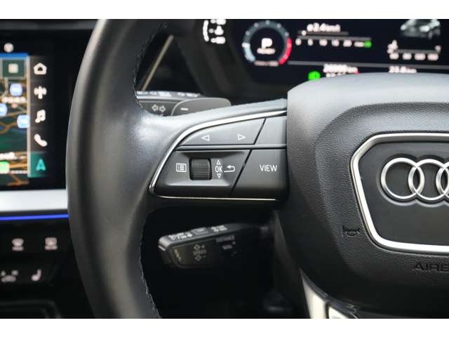 アウディ Ａ３　スポーツバック ３０ ＴＦＳＩ アドバンスト R4年 () 99