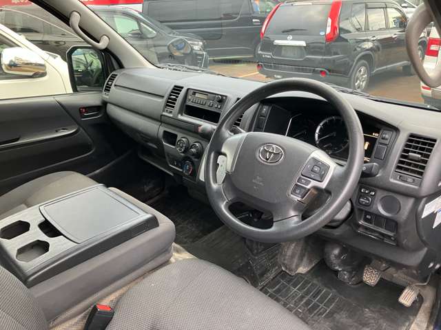 トヨタ ハイエースバン ２．８ ＤＸ ロング ＧＬパッケージ ディーゼルターボ ４ＷＤ R3年 (甲信越・北陸) 99