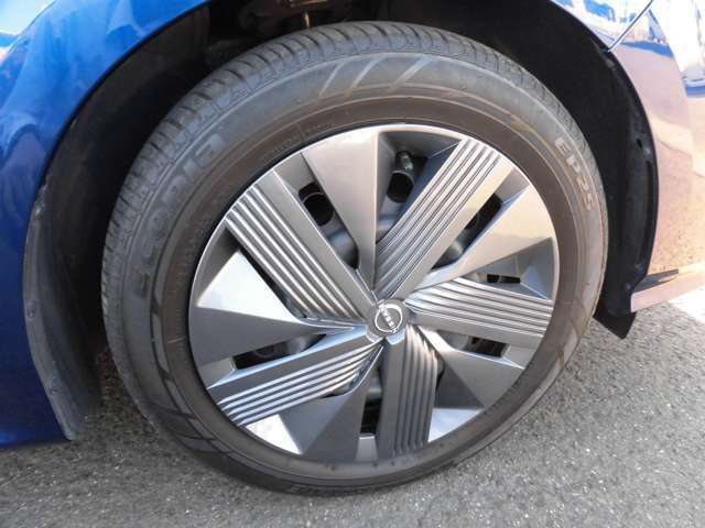 日産 ノート １．２ Ｘ ＦＯＵＲ ４ＷＤ R3年 (東北) 99