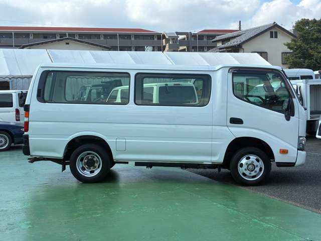 トヨタ ダイナルートバン ４ドア R3年 (関東) 99