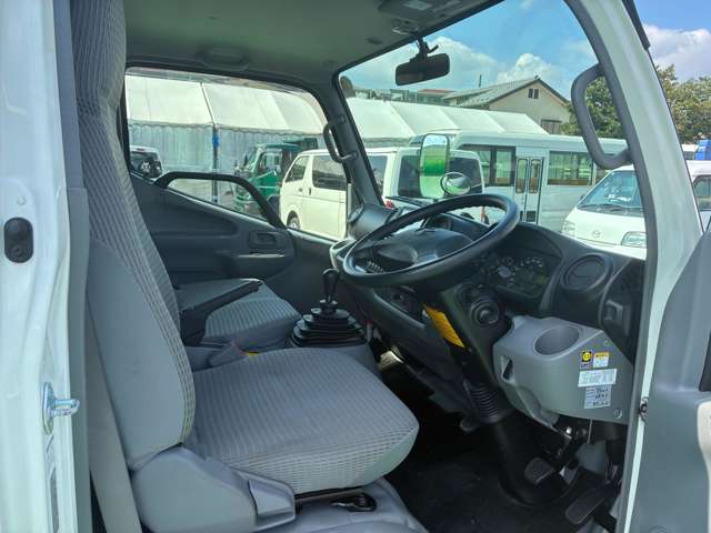 トヨタ ダイナルートバン ４ドア R3年 (関東) 99