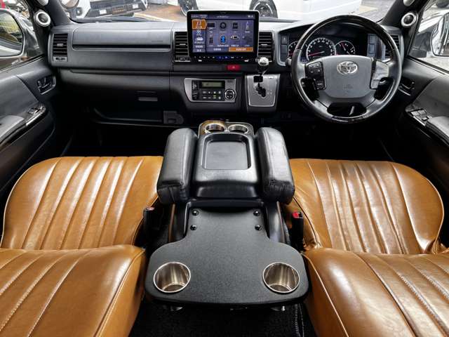 トヨタ ハイエースバン ２．８ スーパーＧＬ ダークプライム ロングボディ ディーゼルターボ ４ＷＤ H30年 (関東) 99