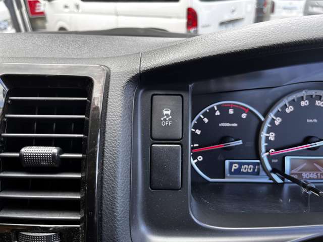 トヨタ ハイエースバン ２．８ スーパーＧＬ ダークプライム ロングボディ ディーゼルターボ ４ＷＤ H30年 (関東) 99
