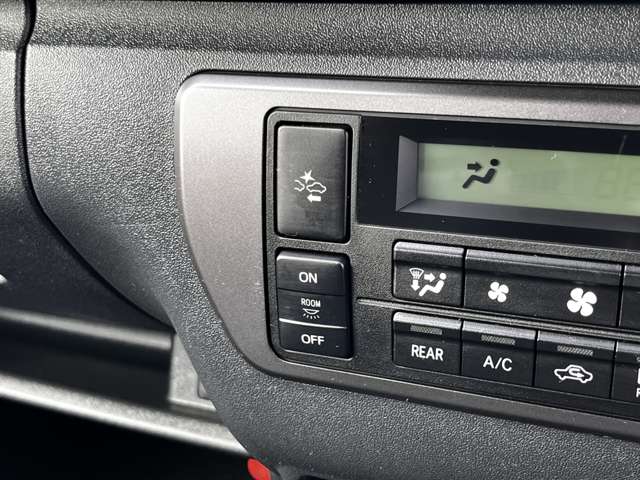 トヨタ ハイエースバン ２．８ スーパーＧＬ ダークプライムＩＩ ロングボディ ディーゼルターボ ４ＷＤ H30年 (関東) 99