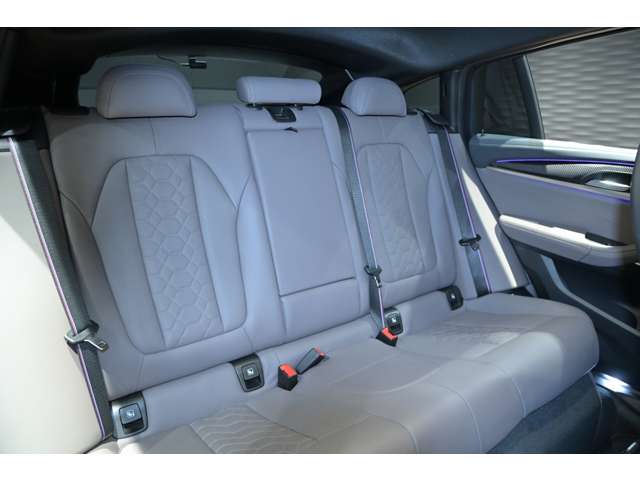 ＢＭＷ Ｘ４　Ｍ コンペティション ４ＷＤ R3年 (関東) 99