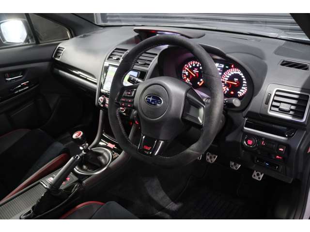 スバル ＷＲＸ　ＳＴＩ ＳＴＩ ２．０ ４ＷＤ R1年 (近畿) 99