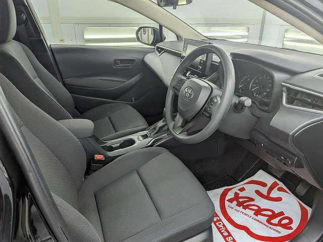トヨタ カローラ　ツーリング　ハイブリッド １．８ ハイブリッド Ｇ－Ｘ Ｅ－ＦＯＵＲ ４ＷＤ R1年 (東北) 99