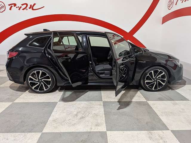 トヨタ カローラ　ツーリング　ハイブリッド １．８ ハイブリッド Ｇ－Ｘ Ｅ－ＦＯＵＲ ４ＷＤ R1年 (東北) 99