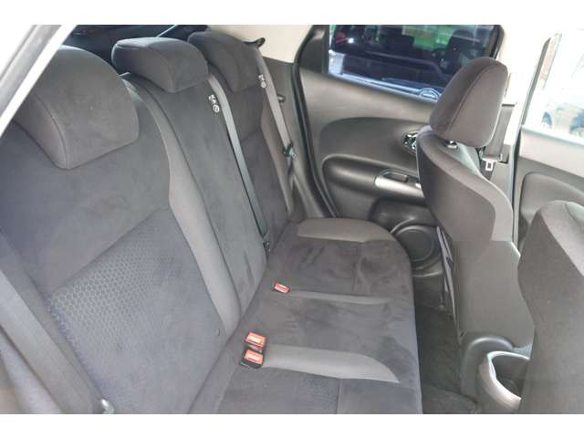日産 ジューク １．５ １５ＲＸ Ｖ アーバンセレクション H29年 (九州・沖縄) 99
