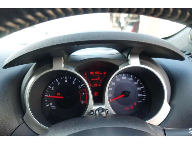 日産 ジューク １．５ １５ＲＸ Ｖ アーバンセレクション H29年 (九州・沖縄) 99