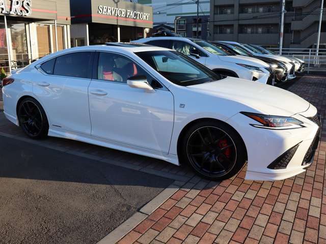 レクサス ＥＳ３００ｈ Ｆスポーツ R1年 () 99