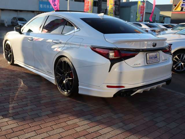 レクサス ＥＳ３００ｈ Ｆスポーツ R1年 () 99