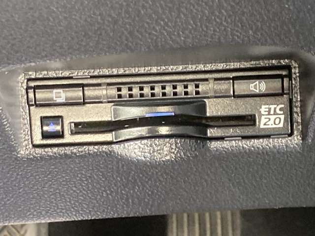 トヨタ プリウスＰＨＶ １．８ Ａ レザーパッケージ R1年 (東海) 99