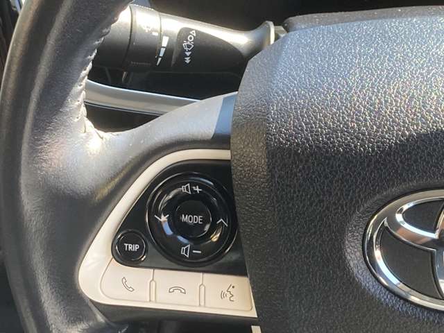 トヨタ プリウスＰＨＶ １．８ Ａ レザーパッケージ R1年 (東海) 99