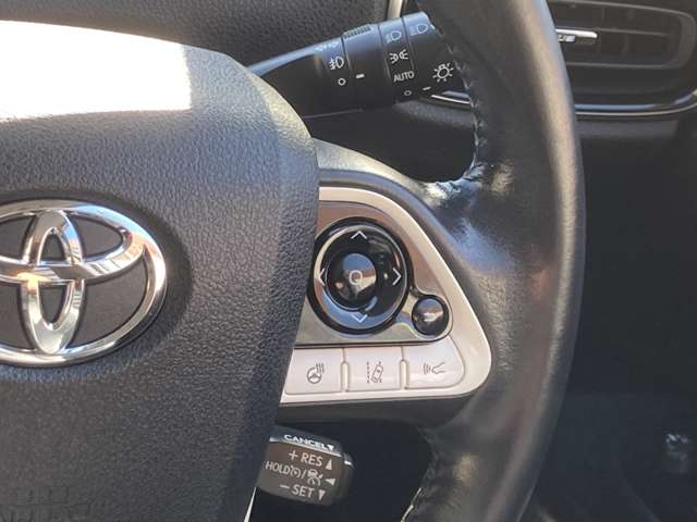 トヨタ プリウスＰＨＶ １．８ Ａ レザーパッケージ R1年 (東海) 99