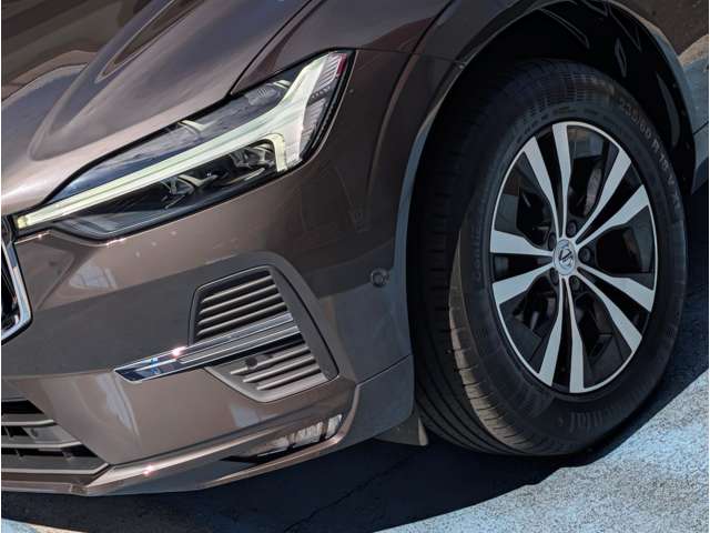 ボルボ ＸＣ６０ Ｂ５ ＡＷＤ モメンタム ４ＷＤ R4年 (東海) 99