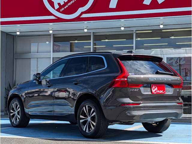ボルボ ＸＣ６０ Ｂ５ ＡＷＤ モメンタム ４ＷＤ R4年 (東海) 99