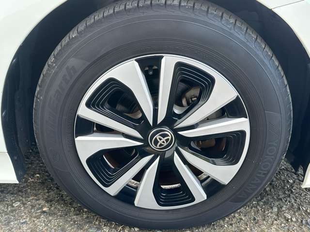 トヨタ プリウスＰＨＶ １．８ Ｓ ナビパッケージ H29年 (関東) 99