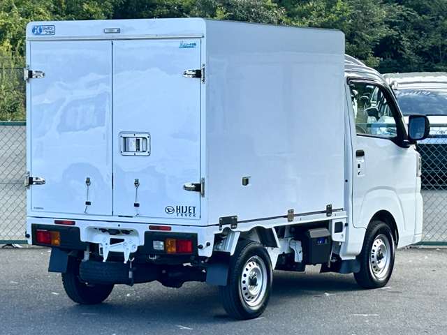 ダイハツ ハイゼットトラック ＦＲＰ中温冷凍車 －７℃設定 R4年 () 99