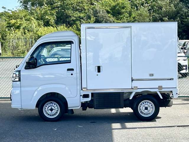 ダイハツ ハイゼットトラック ＦＲＰ中温冷凍車 －７℃設定 R4年 () 99