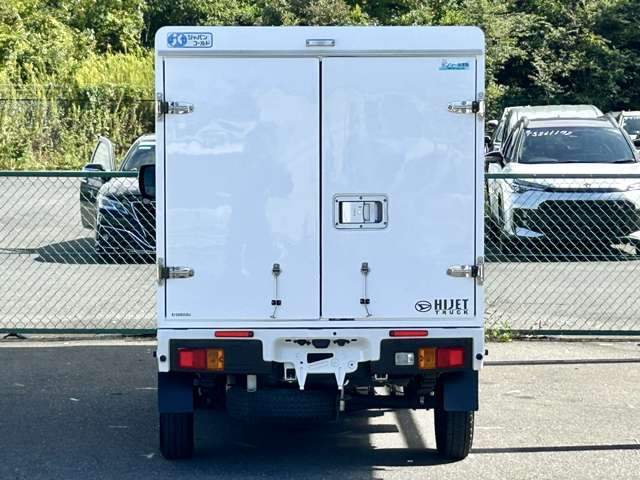 ダイハツ ハイゼットトラック ＦＲＰ中温冷凍車 －７℃設定 R4年 () 99