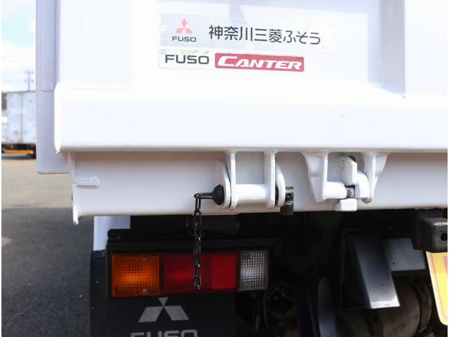 三菱フソウ キャンター ３．０ 強化ダンプ 全低床 ディーゼルターボ H29年 () 99