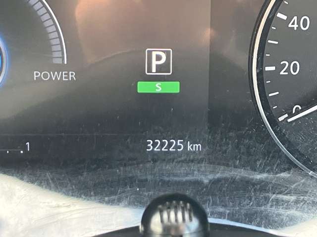 日産 キックス １．２ ＡＵＴＥＣＨ （Ｅ－ＰＯＷＥＲ） R3年 (関東) 99