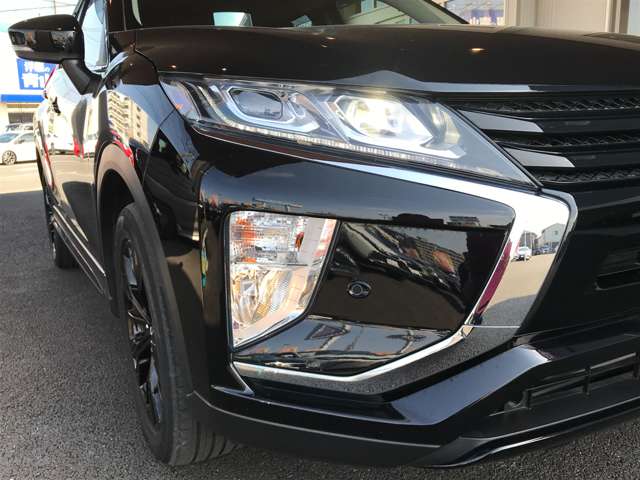 三菱 エクリプス　クロス ２．２ ブラック エディション ディーゼルターボ ４ＷＤ R1年 (九州・沖縄) 99
