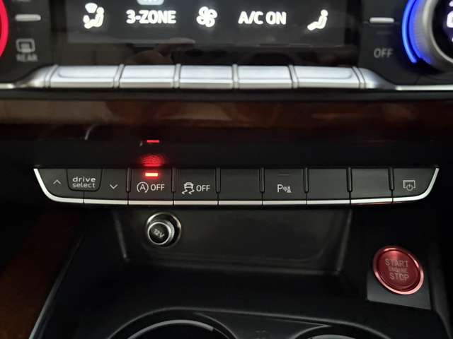 アウディ Ａ４　アバント ２．０ ＴＦＳＩ クワトロ ４ＷＤ H28年 () 99