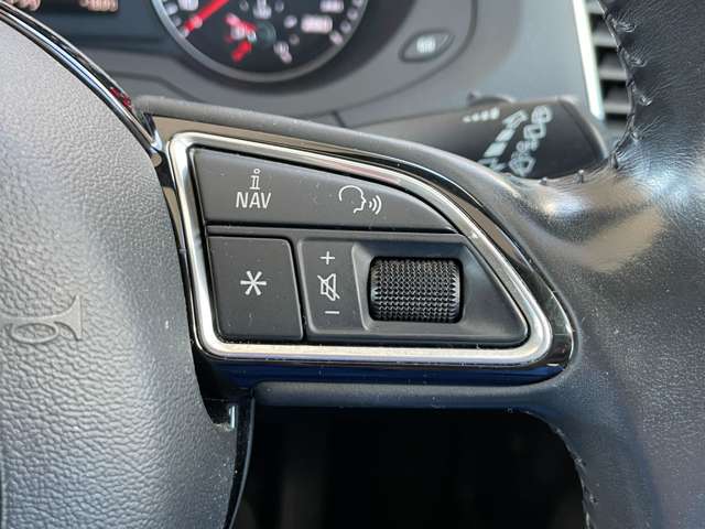 アウディ Ｑ３ １．４　ＴＦＳＩ　スポーツ H29年 (関東) 99