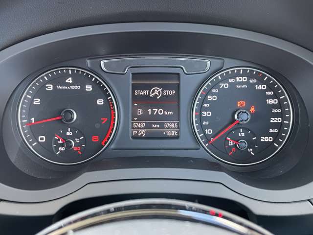 アウディ Ｑ３ １．４　ＴＦＳＩ　スポーツ H29年 (関東) 99