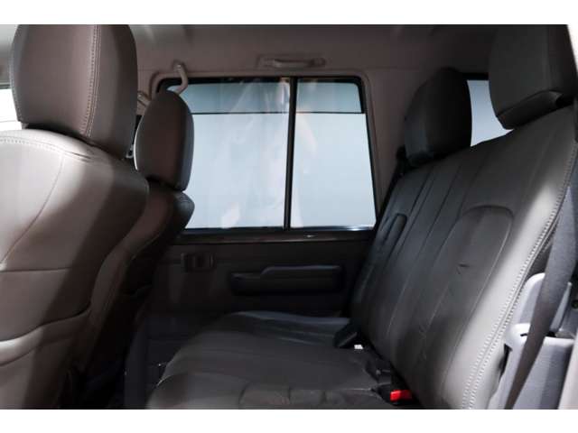 トヨタ ランドクルーザーバン ４．０ ４ＷＤ H26年 (関東) 99