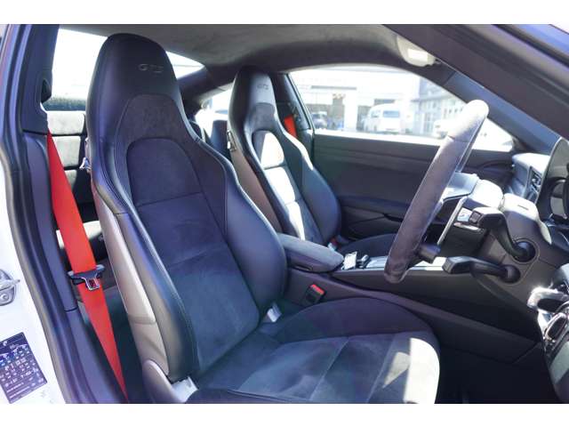 ポルシェ ９１１ カレラ４ ＧＴＳ ＰＤＫ H29年 (東北) 99