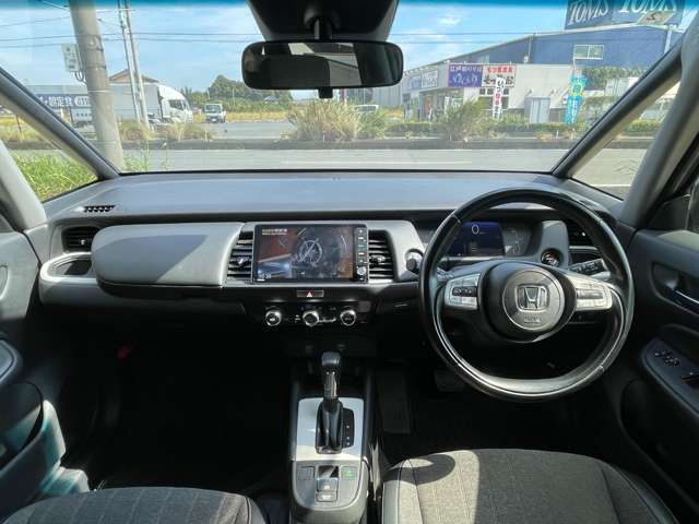 ホンダ フィット　ハイブリッド １．５ Ｅ：ＨＥＶ ホーム R4年 (関東) 99