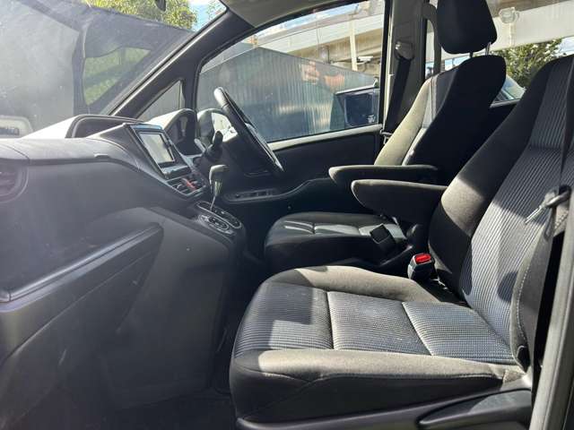 トヨタ ヴォクシー ２．０ ＺＳ 煌 H27年 (近畿) 99