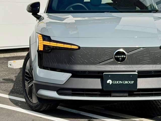 ボルボ クロスカントリー ウルトラ Ｐ８ ＡＷＤ エレクトリック ４ＷＤ R8年 (近畿) 99