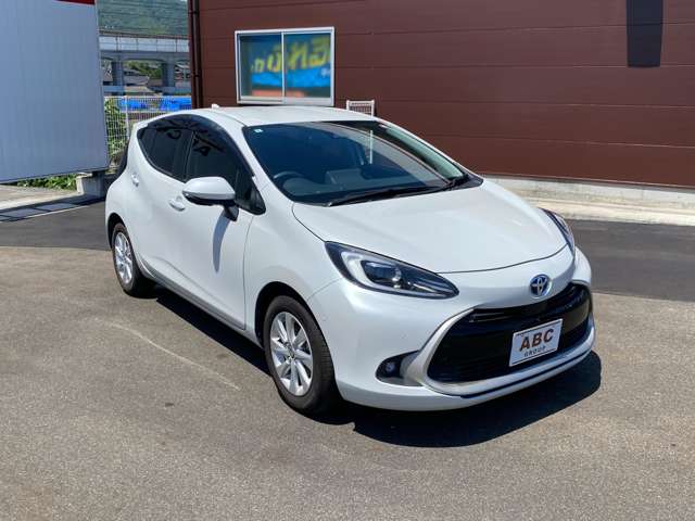 トヨタ アクア １．５ Ｚ R4年 (中国) 99