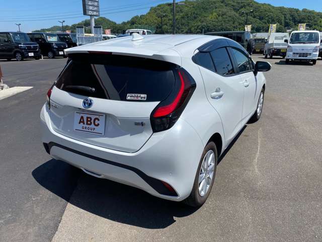 トヨタ アクア １．５ Ｚ R4年 (中国) 99