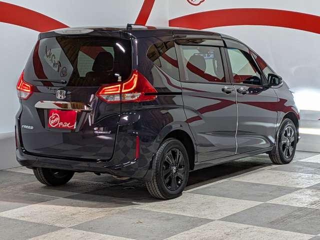 ホンダ フリード　ハイブリッド １．５ ハイブリッド Ｇ ブラックスタイル ４ＷＤ R6年 (東北) 99