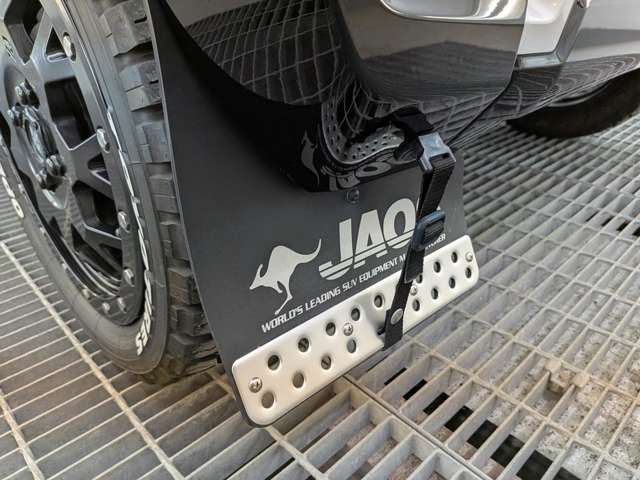 三菱 デリカ　ミニ ６６０ Ｔ プレミアム ４ＷＤ R5年 (東北) 99