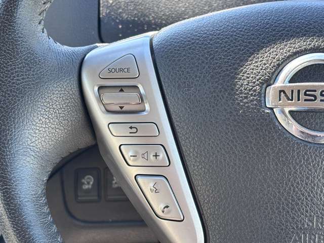 日産 セレナ ２．０ ハイウェイスター Ｇ Ｓ－ＨＹＢＲＩＤ アドバンストセーフティ パッケージ H26年 () 99